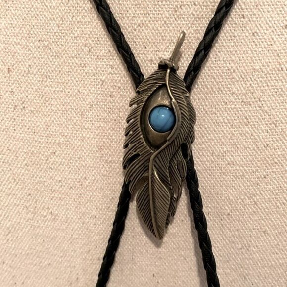 Men’s Western Bolo Necklace in Antique Bronze Tone with Faux Turquoise Stone - Picture 5 of 11